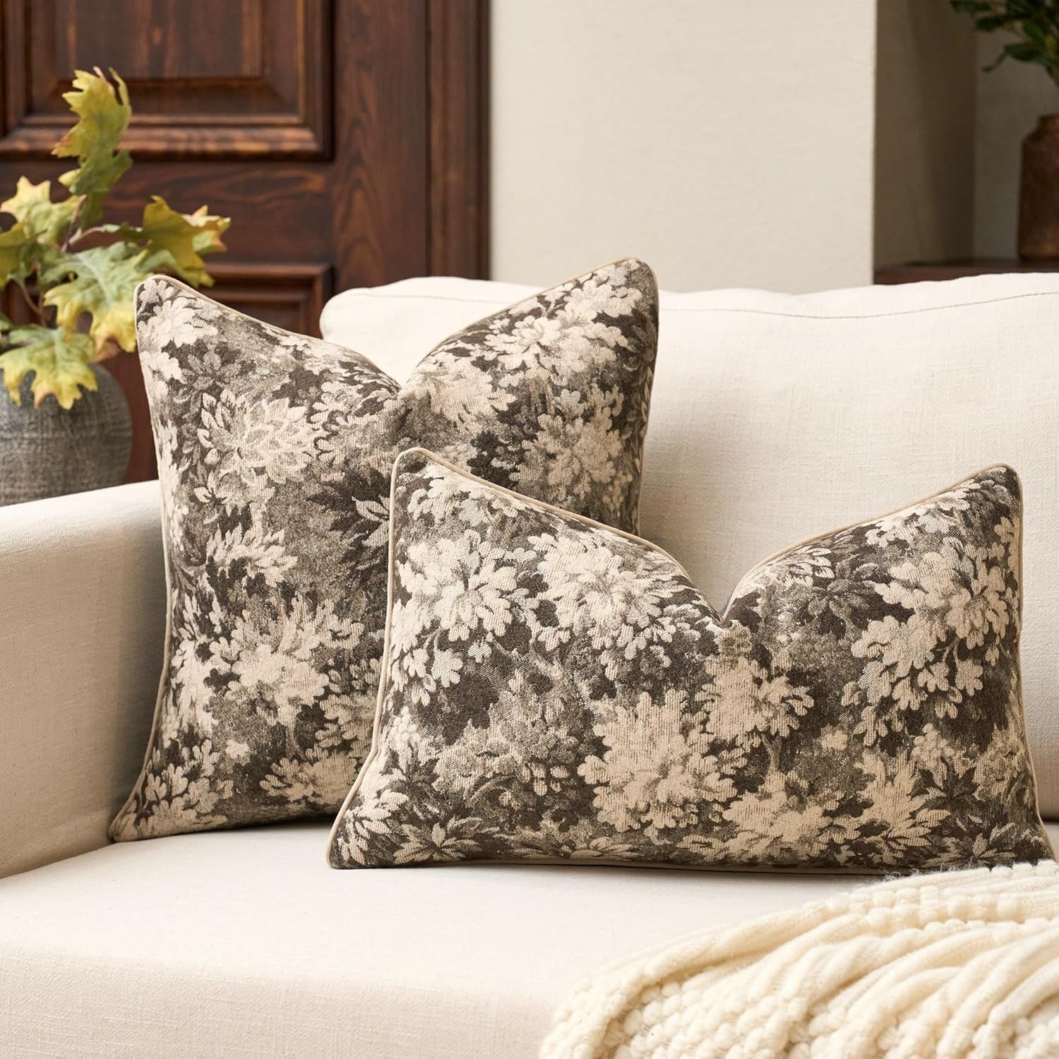Neutral Floral Chenille Square Pillow Cover – Grey